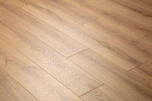 Французский ламинат 33класс 8мм AC5 Alsafloor (Альсафлор) OSMOZE 436 Дуб Альпака (Alpaca oak)